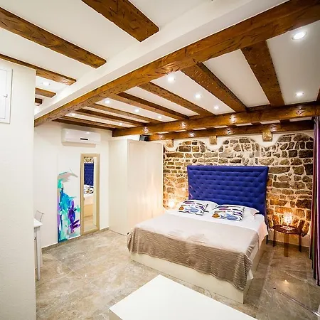 Genius Loci Apartment *