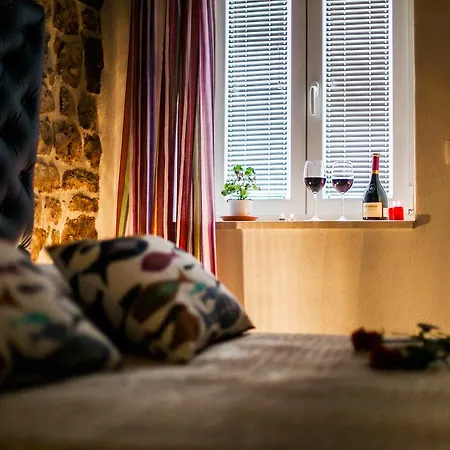 Genius Loci سبليت