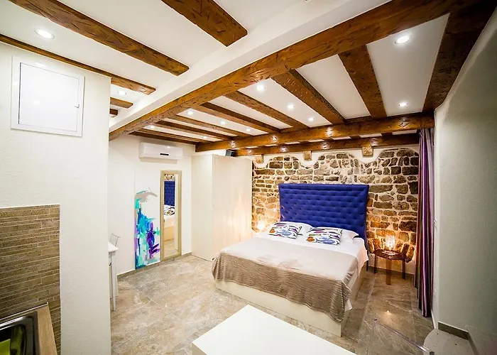 Genius Loci דירה *